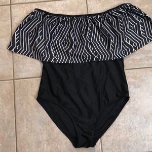 Off the shoulder swimsuit